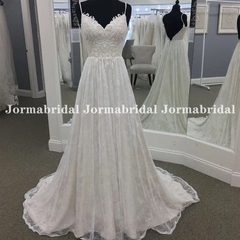 

Backless Lace Boho Wedding Gowns Summer A Line White Spaghetti Straps Bride Dress V Neck Bridal Party Dress Vestido De Noiva