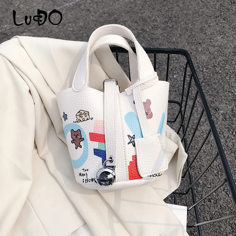 

2020 Casual Small Shoulder Messenger Bag Ins Hot PU Leather Bucket Bags For Women Fashion Female Travel Brand Designer Handbags