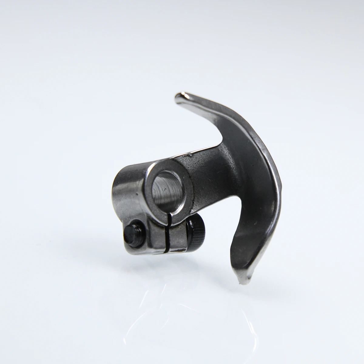 B1812-980-OAO челнок используется драйвер для LK-1850 швейная машина Запчасти B1812-980-OAO челнок используется драйвер для LK-1850 швейная машина Запчасти