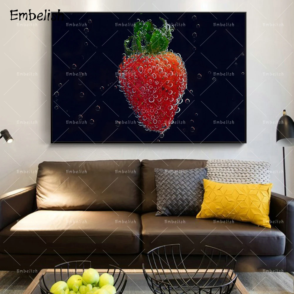 

Embelish 1 Pieces Hot Selling Water Strawberry Modern Home Decor Pictures For Living Room HD Canvas Paintings Bedroom Posters