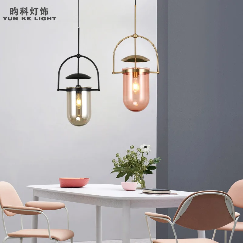 売る ポストモダン工業用ウィンドガラスアートシングルヘッドクリエイティブノルディックコーヒーショップパーソナリティレストランバーシャンデリア