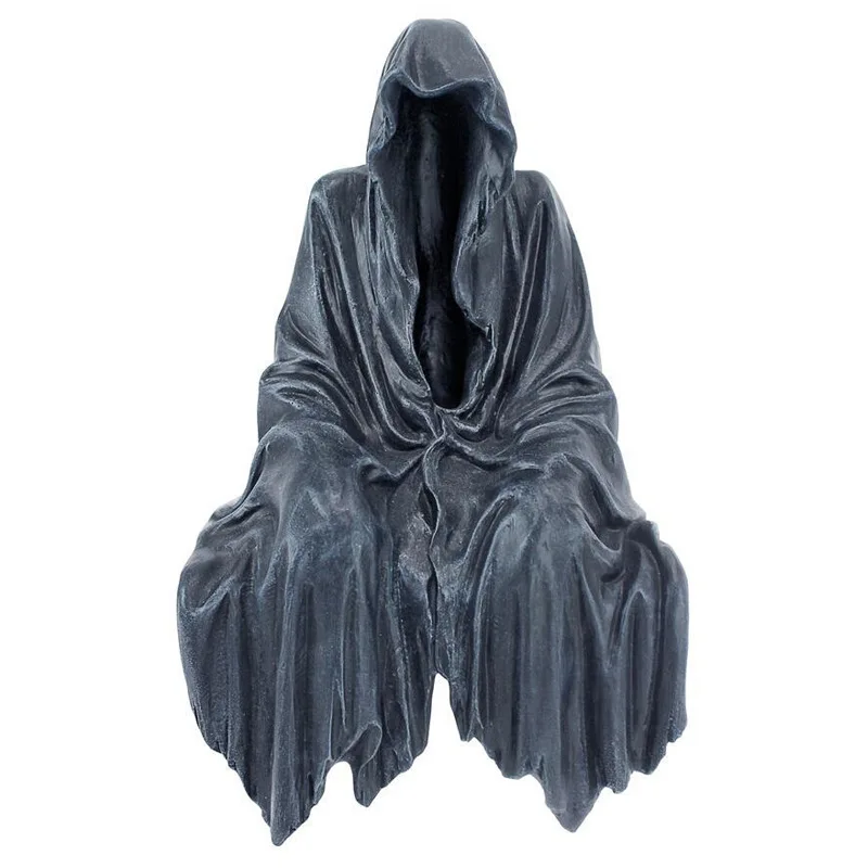 

Black mysterious master ornaments thriller black robe Nightcrawler Gothic sitting resin crafts ornaments resin charms