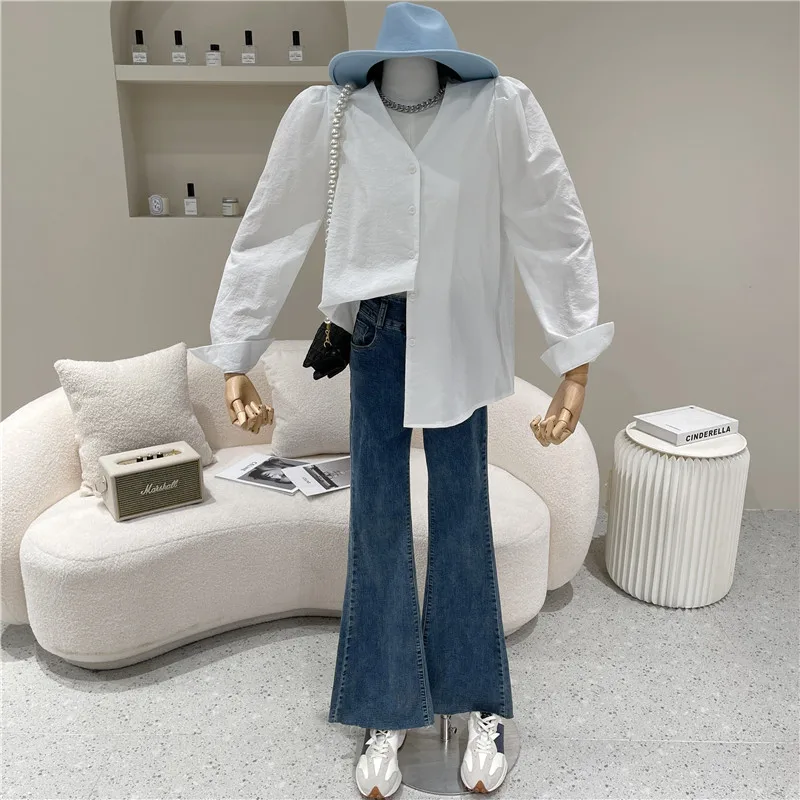 

Women Spring Summer 2021 Niche Design Fashion Loose And Thin Single Breasted Simple Long Sleeve Versatile Top Solid V-neck Shirt