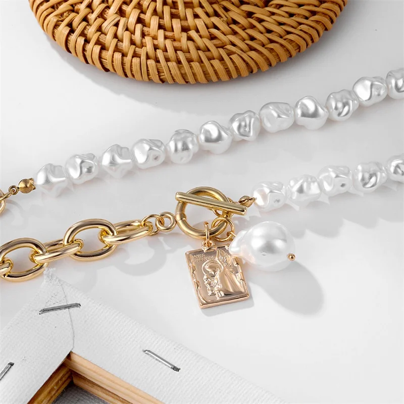 

Vienkim Vintage Baroque Irregular Pearl Lock Chains Necklace 2020 Geometric Pearl Pendants Love Necklaces for Women Punk Jewelry