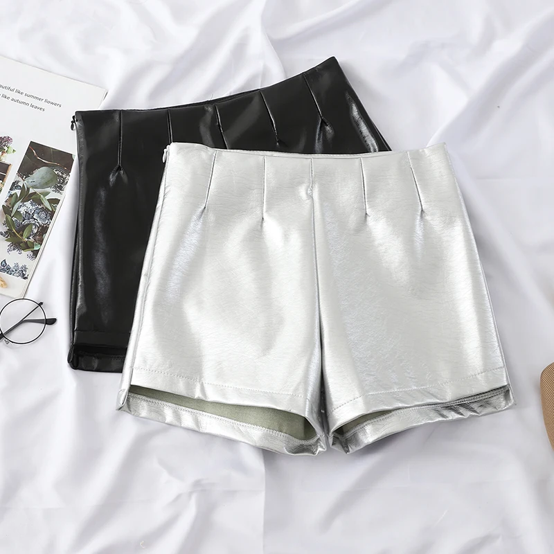 Шорты женские летние из экокожи с широкими штанинами и высокой талией | Женская