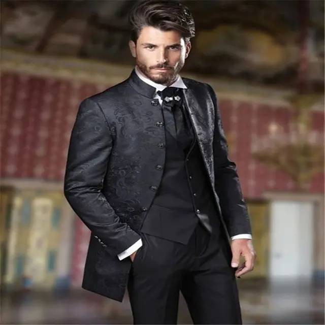 стильный мужчина в костюме. Kiton k50 suit. костюм мужской италия. костюм giovane gentile. костюм мужской.