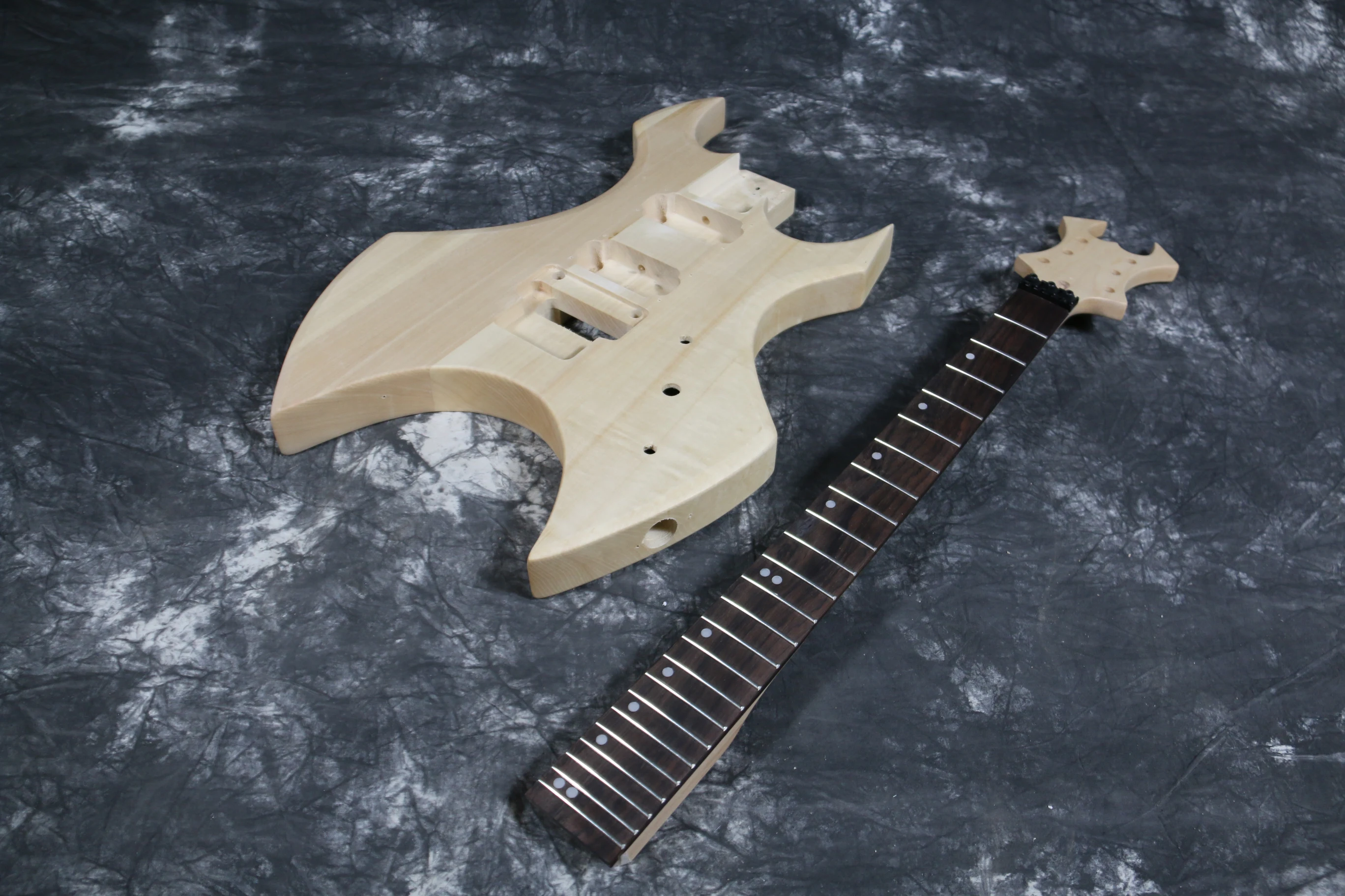 Качество тополя тела клен шеи незаконченная Электрогитара гитара ra комплект