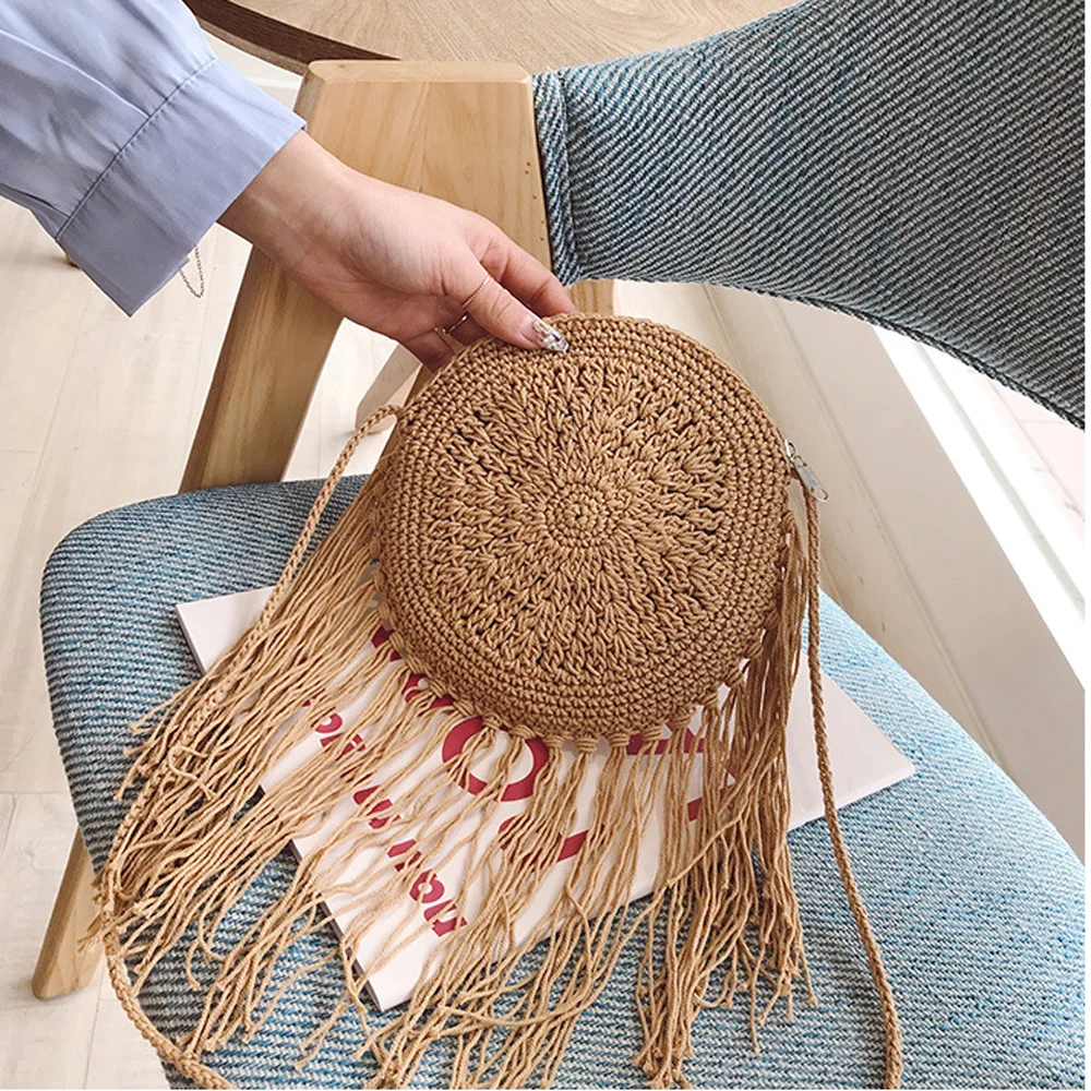 

Round Straw Bag Tassel Summer Boho Beach Crossbody Bag For Women 2020 Fashion Woven Rattan Messenger Bags Handbag