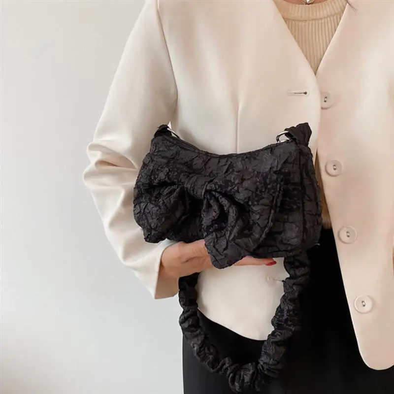 

1pc Creative Messenger Bag Pretty Shoulder Chain Bag Practical Girl Handbag