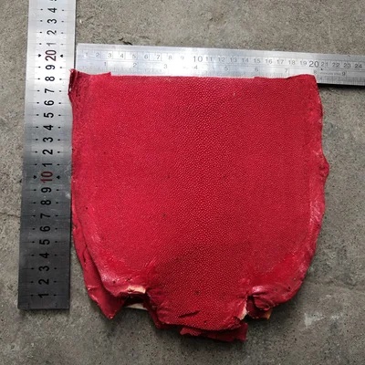 Big Red 18x20 Натуральная кожа ската, натуральная кожа Manta Ray, кожа для рукоделия, кожаные ремесленные часы, ремень, материал ручки ножа, 18,5x8 см - Цвет: Big Red 18x20