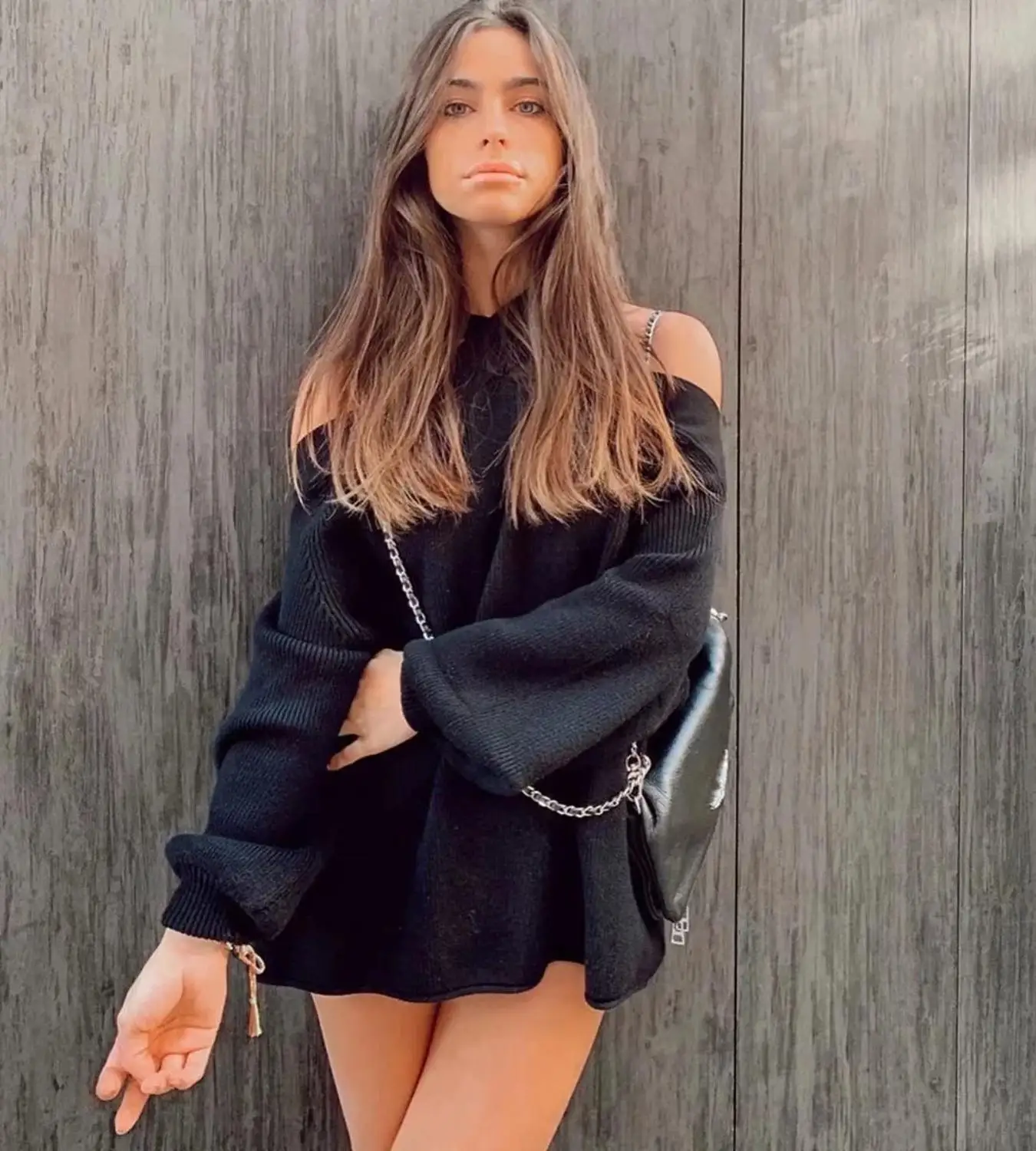 Женский вязаный свитер Luzuzi Повседневный пуловер с лямкой на шее и открытыми