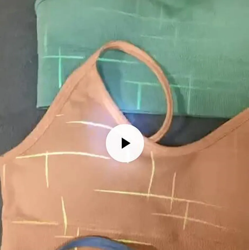 

Laser Seamless Yoga Set Women 2 Pcs Luminous Sportwear High Waist Sport Leggings Top Gym Tracksuit Workout Running Fitness Suit