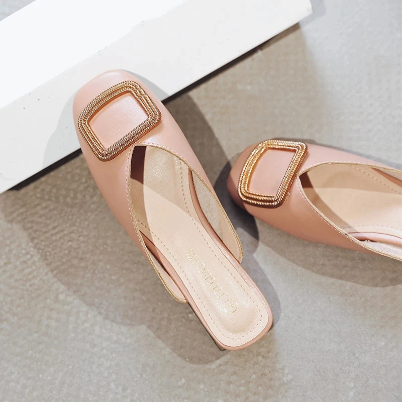 

Designer Mules Women Pumps Slippers Slip on Low Heel Casual Shoes Summer Pumps British Wooden Block Heels Footwear