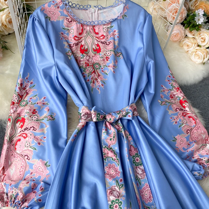 

Puff Sleeve A Line Dress O Neck Bandage Print Maxi Dress Women Vintage Court Wind Dress 2020 Summer Hollow Out Flowers