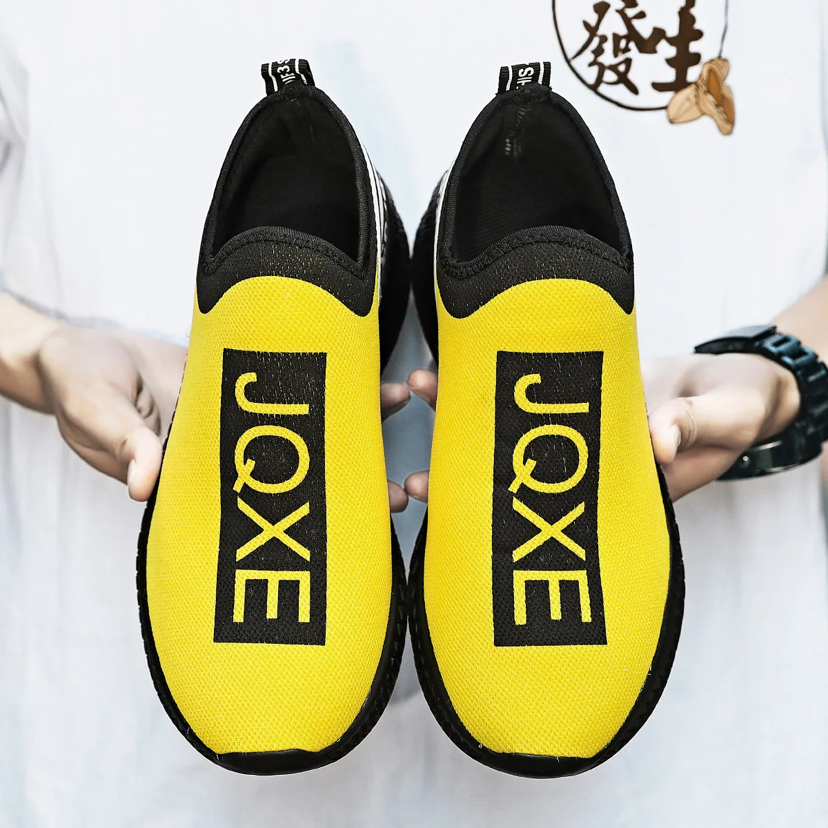 

Portable Barefoot Running Shoes Slip-On Men Women Unisex Size 35-46 Mens Sneakers Breathable Mesh Sport Shoes For Jogging Couple