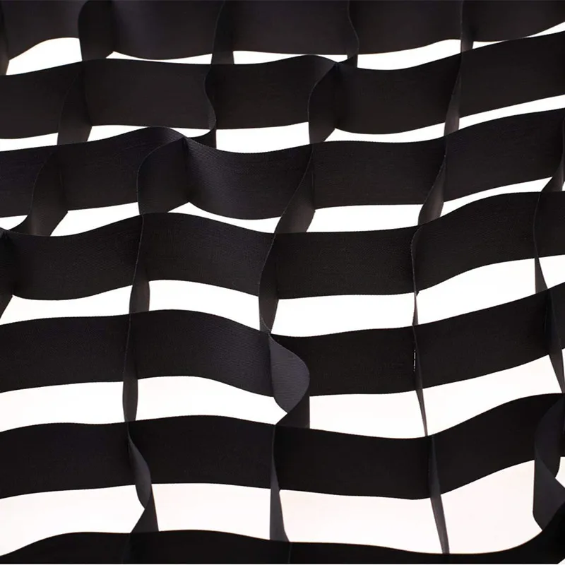 

Musan Grid Portable 80x80cm Photo Softbox Honeycomb Grid for Studio Srobe Flash Light (Grid Only)