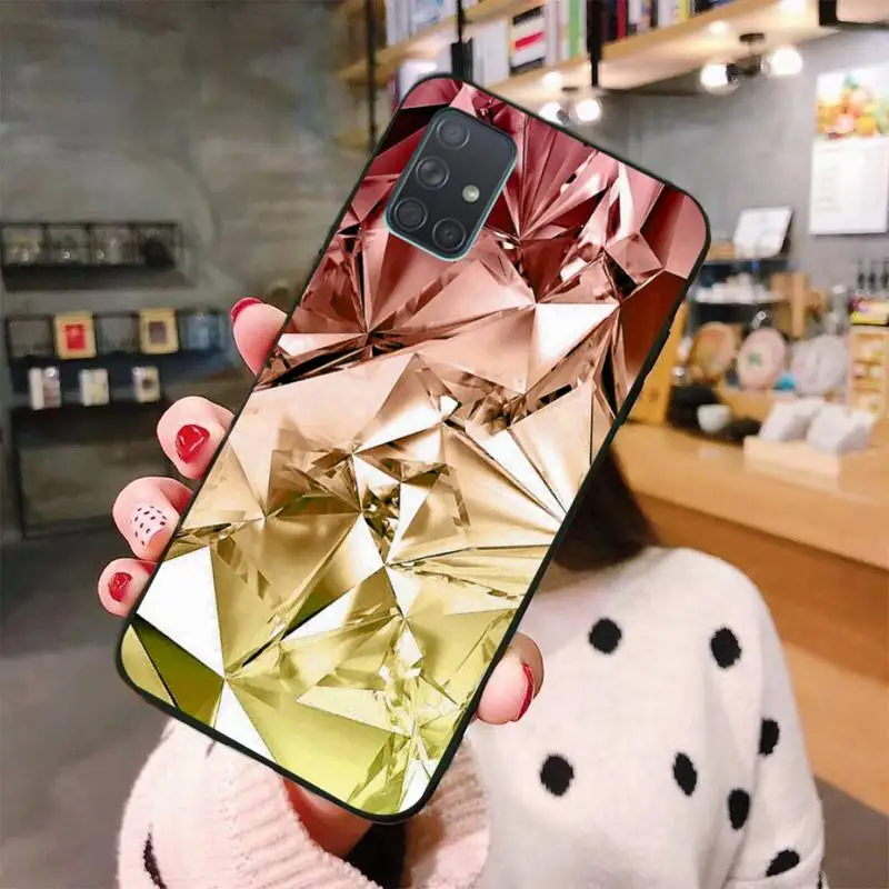 С геометрическим принтом Цвета: золотистый фиолетовый Розовый Алмазный чехол