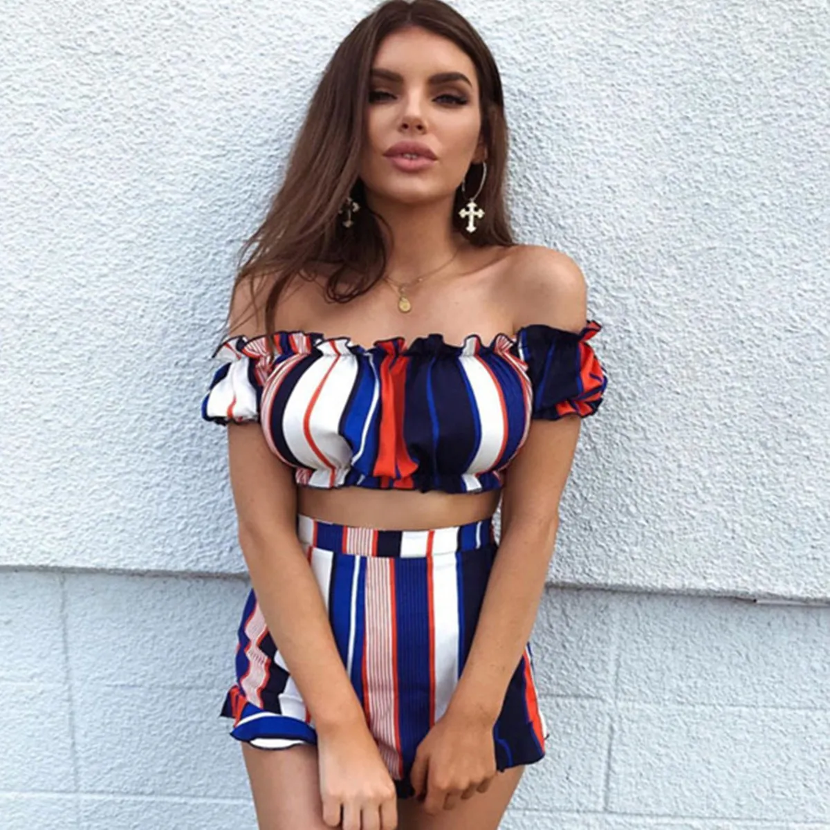 Комплект из двух предметов летний женский костюм в радужную полоску сексуальный