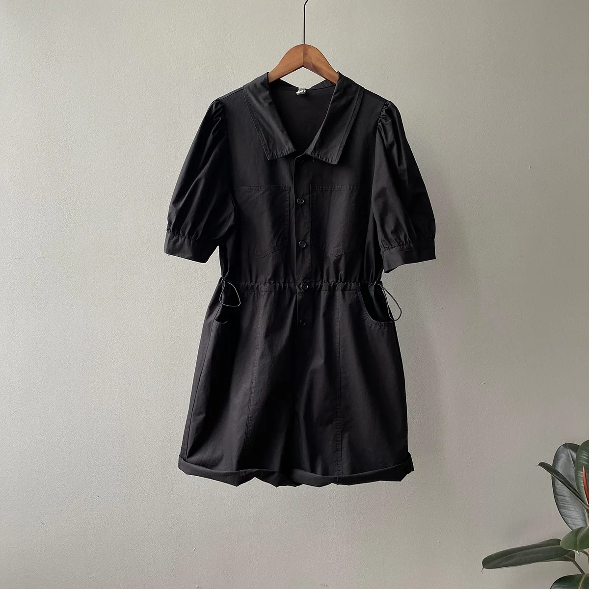 

COZOK Jumpsuit Women's 2021 Summer New Korean Casual Loose Thin Bubble Sleeve Tooling Shorts Zh06