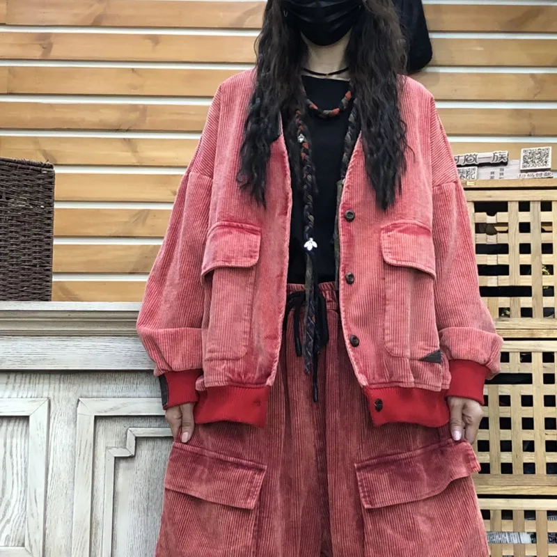 

Женская Вельветовая куртка с рукавом «летучая мышь»