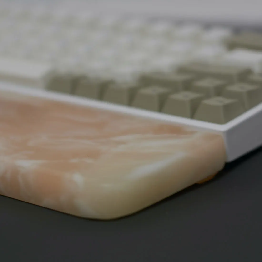 

36 x 8 x 2cm Resin Hand Rest Keyboard Wrist Pad