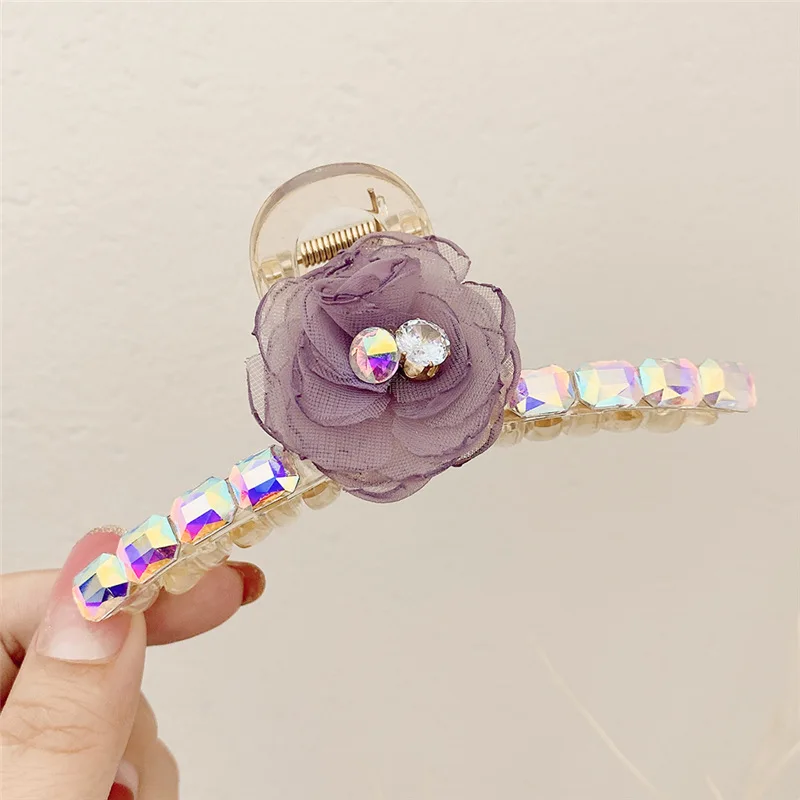 

Корейский искусственный цветок камелии зажим для волос Стразы акриловый зажим для волос головной убор Женские аксессуары для волос подаро...