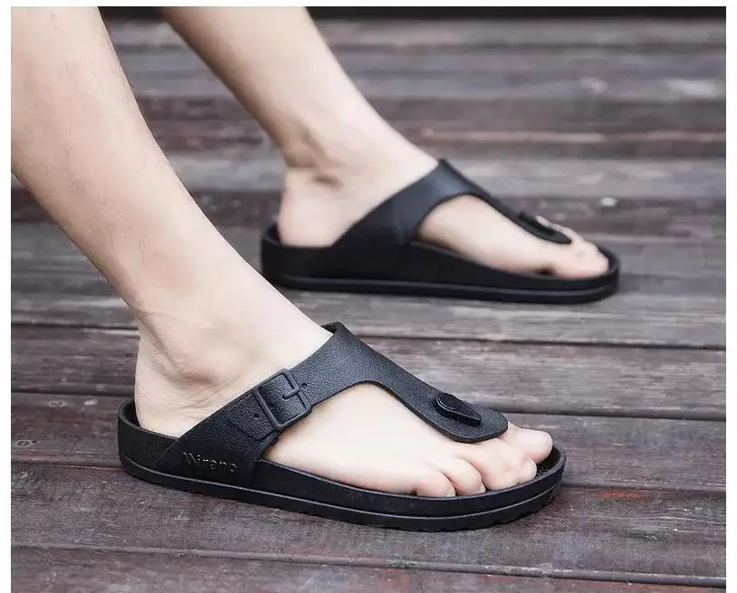 

Solid Leather Flip Flops Men Comfortable T-strap Open Toe Sandals Men Summer Rome Flip Flop Chinelo Masculino Beach Slipper