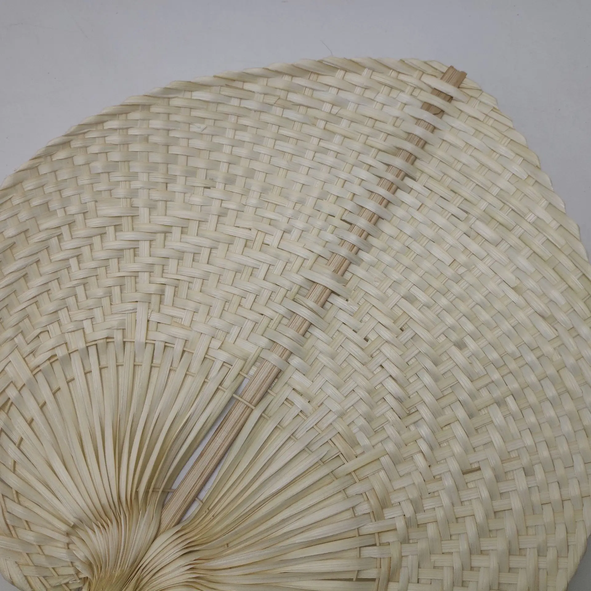 

1Pc New Chinene Style Creative Simple Hand Made Fan Peach Shaped Bamboo Fan Summer Cool Air Fan DIY Characteristic 9 Styles