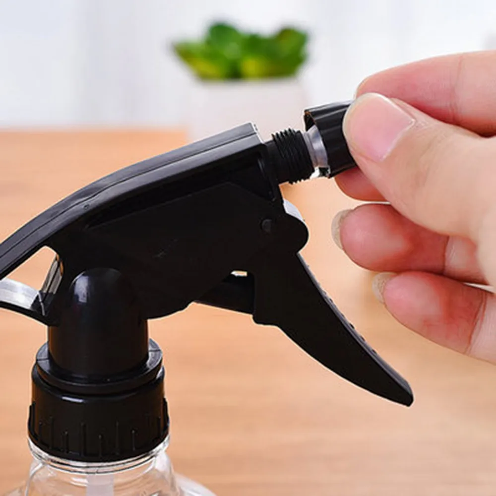 

250ml Portable Plastic Spray Bottle Transparent Makeup Moisture Atomizer Pot Fine Mist Sprayer Bottles Hair Hairdressing Tools