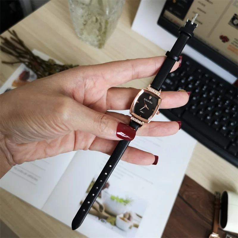 Роскошные модные женские часы Tonneau качественные с бриллиантами кварцевые