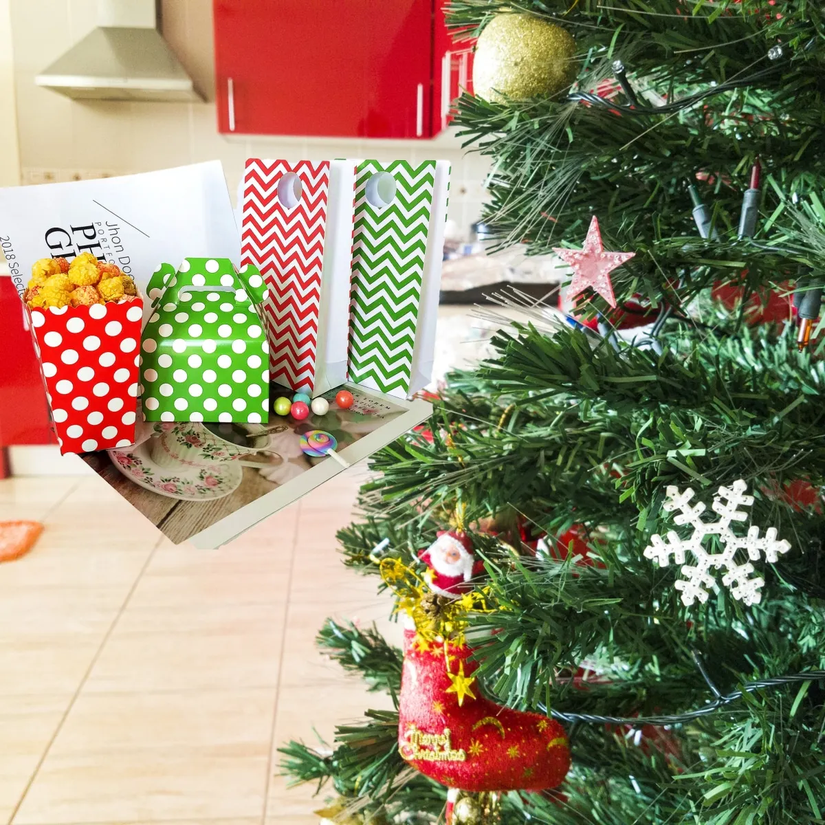 Рождественский красный зеленый бумажный пакет стоячие красочные пакеты