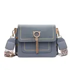 Женская сумка через плечо, винтажная сумка из искусственной кожи с бахромой и кошачьим замком, с широким ремешком в богемном стиле