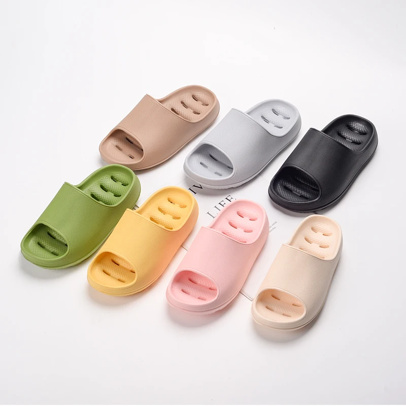 

Bathroom Hole Leaking Slippers Women Indoor Home Slippers Summer Thick Platform Home Sandals Unisex Soft Non-slip Indoor Shoes