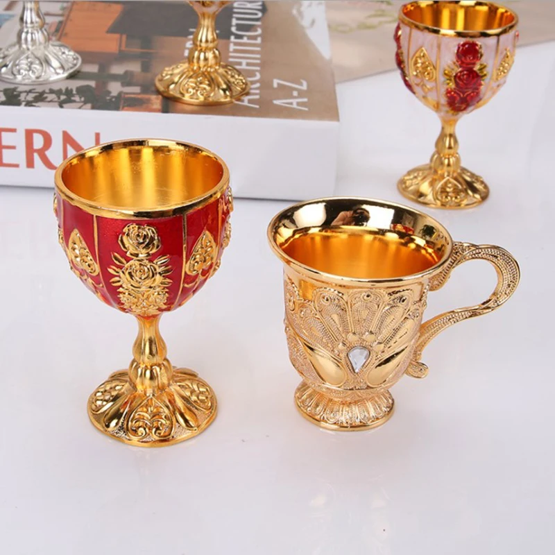 

30ML Wine Glasses Retro Creative Beverage Wine Cup Gold European Style Home Bar Decor Drinking Tools