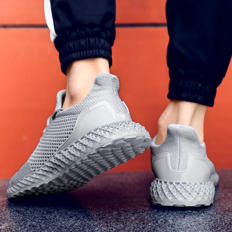 

Spring New Comfortable Men's Running Shoes Flying Woven Mesh Breathable Casual Shoes Cross-border Explosion Large Size Shoes