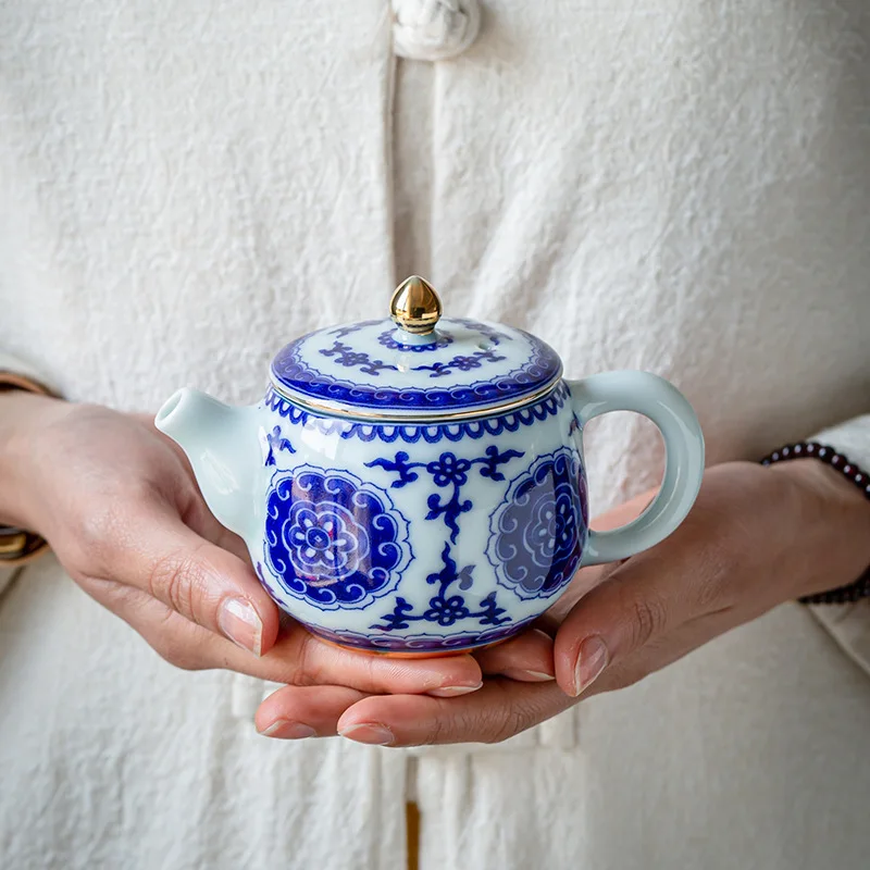 

Blue and White Porcelain Teapot Ceramic Single Teapot Small Number Manual Painting Golden Kung Fu Tea Set Celadon Teapot Tea Set