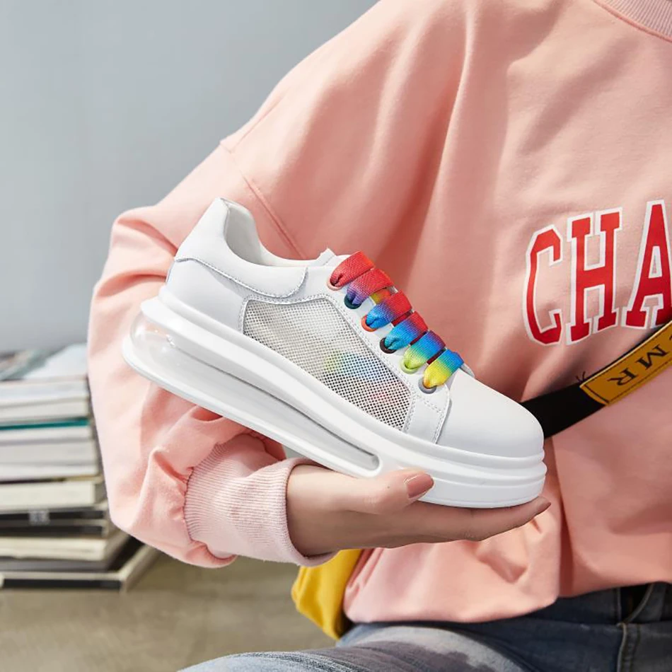 Женские кроссовки на шнуровке дышащие массивной платформе повседневная обувь из