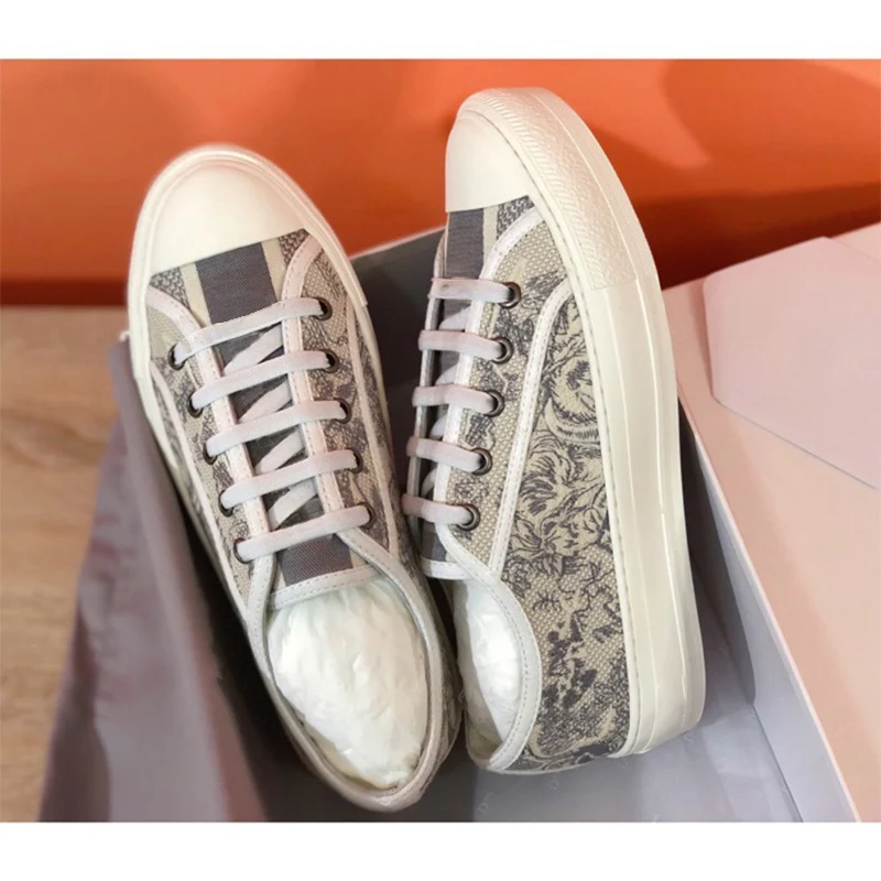 

Prowow Tiger Embroidered Canvas Shoes Fashion Shoes Women Flats Shoes Ladies Casual Pink Shoes Sneakers Baseball Shoes Women