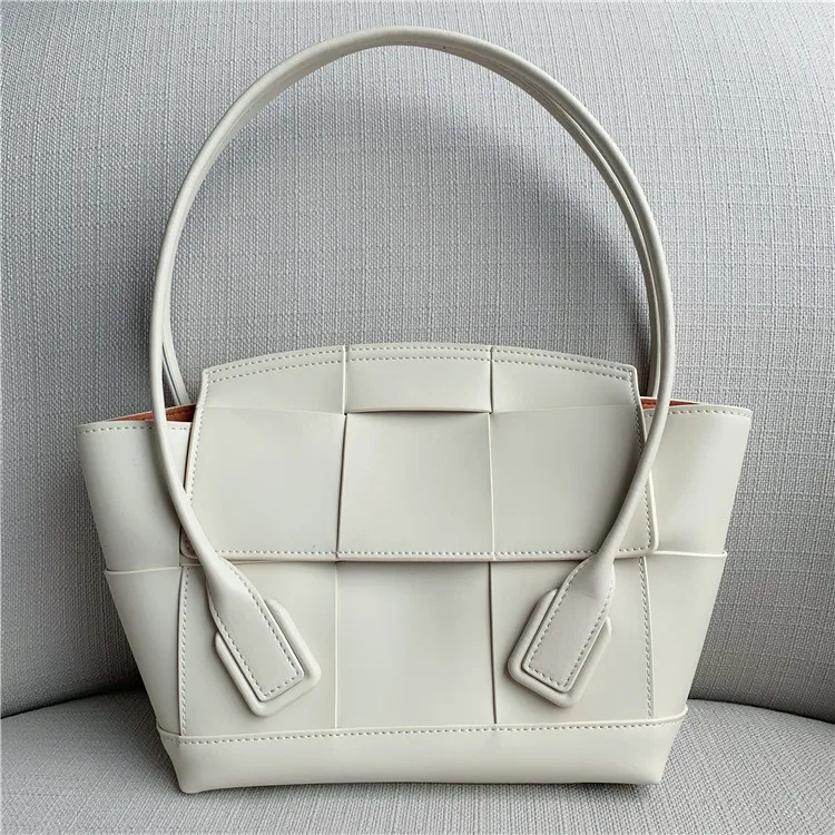 2019 Осенняя женская сумка на плечо из натуральной плетеной кожи высокое качество