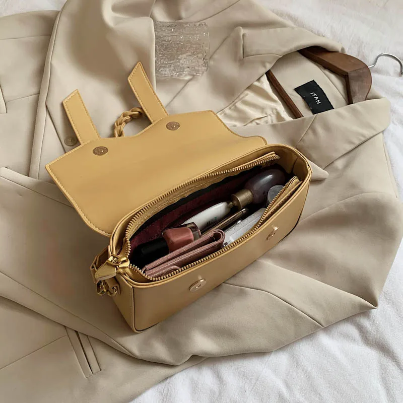 

Chic lock small square bag for women's classic PU flap shoulder bag Solid color ladies Designer Crossbody Bag All-match handbags