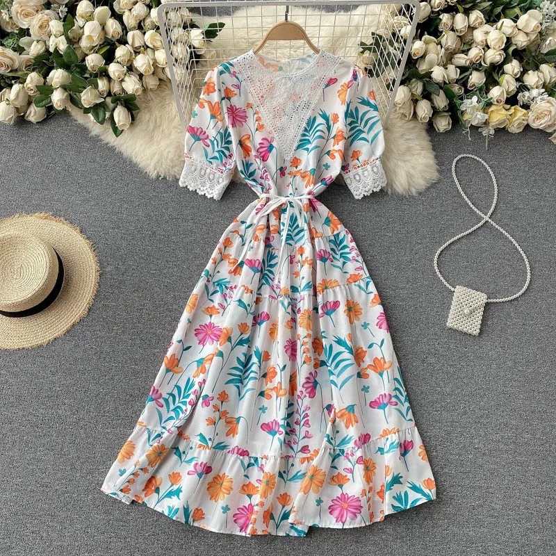 

Women Casual Floral Dress Lace Hem Crochet Flowers Thin Ladies Drawstring Waistband A-line French Loose Long Dress 2021