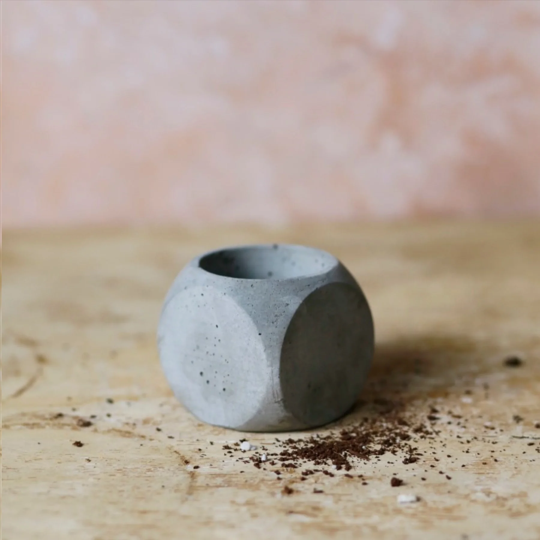 

Handmade Hollow Concrete Pot-22