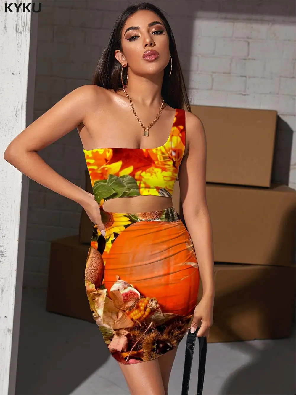 

Женское платье в виде тыквы KYKU, летнее облегающее платье без рукавов, с цветочным 3d принтом, с лямкой на шее и кленовыми листьями,