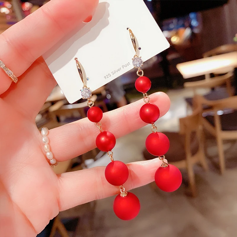 

Long red pearl earrings Korean fashion style simple Women earrings jewelry elegant Pendant exquisite Trend Fashion Stud Earrings