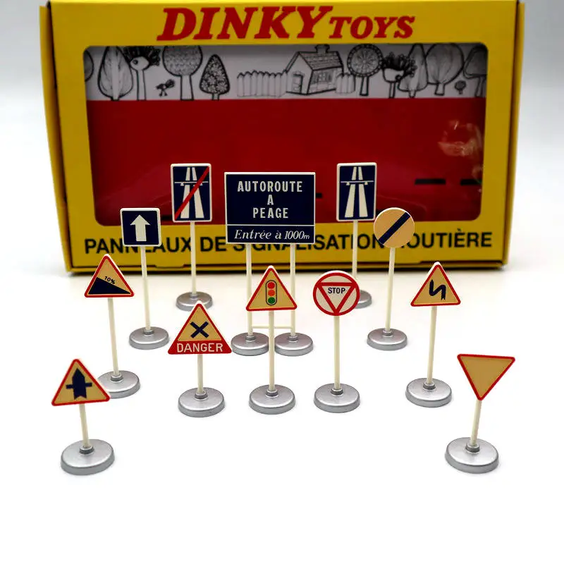 Atlas Dinky Toys 593 12 PANNEAUX DE SIGNALISATION ROUTIERE модели Лот из 5 шт| |