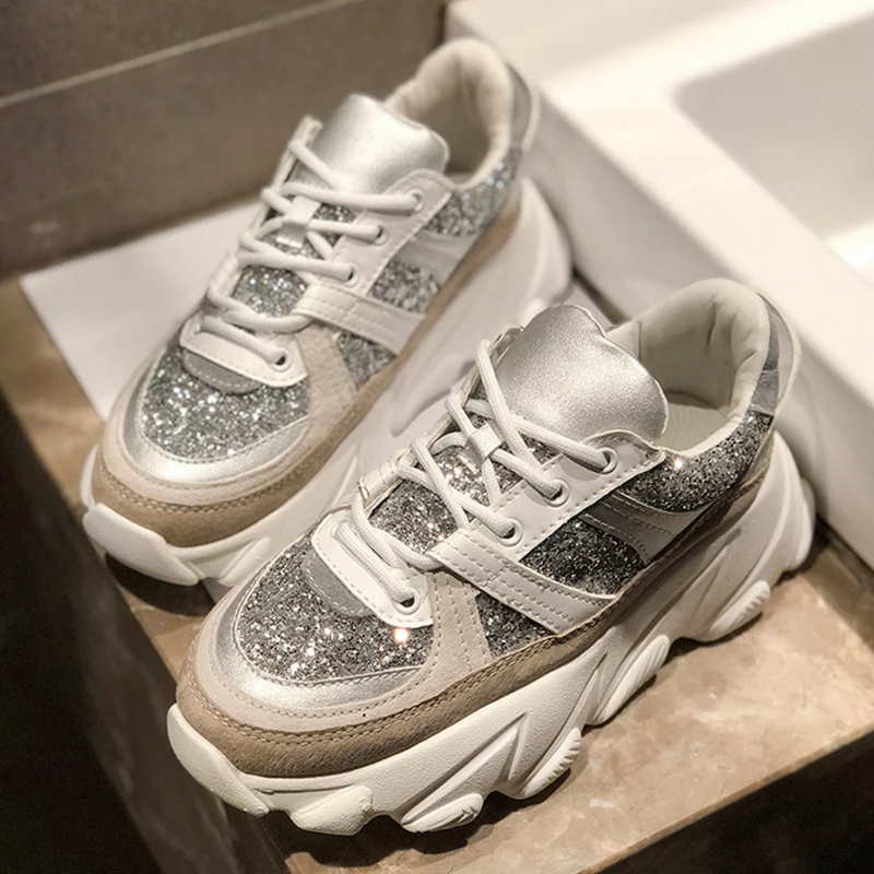 Женские кроссовки женские на платформе массивные танкетке черные женская