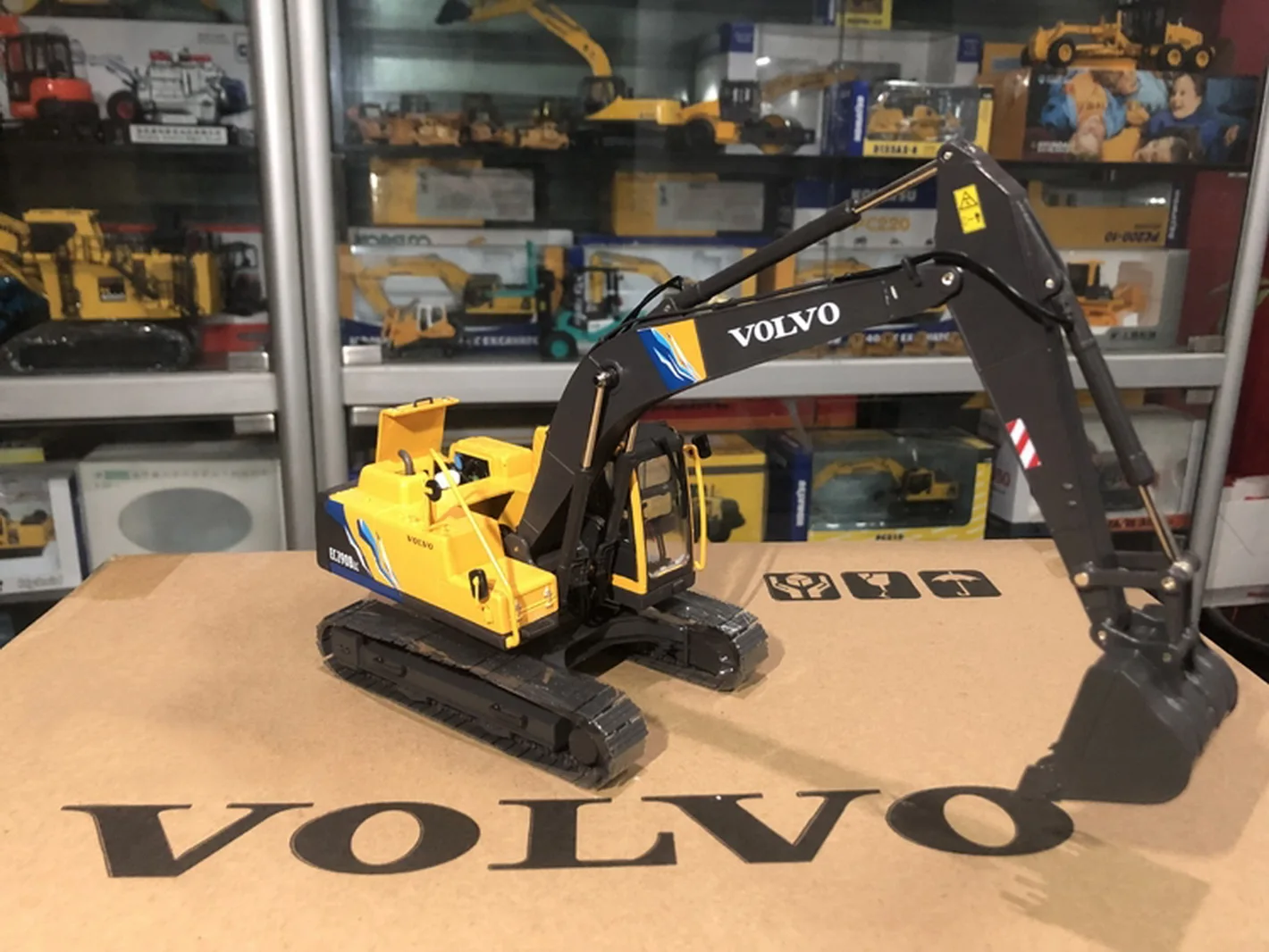 1/35 масштаб VOL_VO EC290B гидравлический экскаватор морской лимитированный выпуск