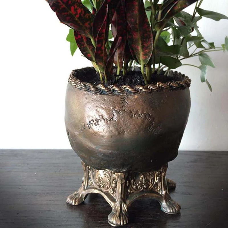 

Skull Flower Pot Resin Handmade Crafts Ornament Creative Halloween Gift for Home Garden Courtyard Decoration LC
