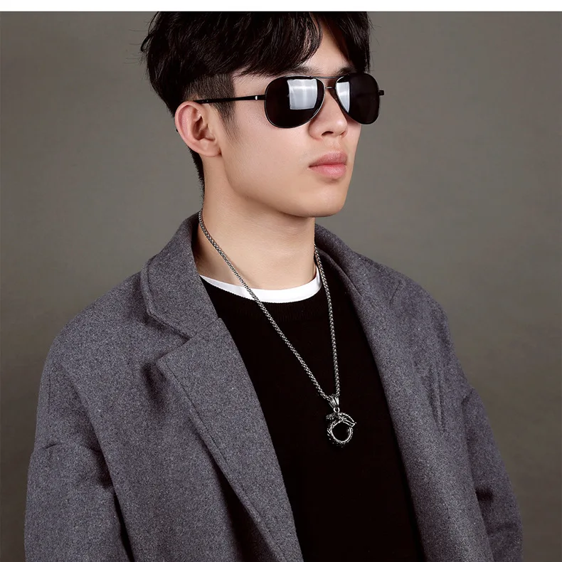 

Personality Men Women's Ouroboros Snake Necklace Motorcycle Party Punk Cool Dragon Necklace Biker Animal Chain Hip Hop Jewelry