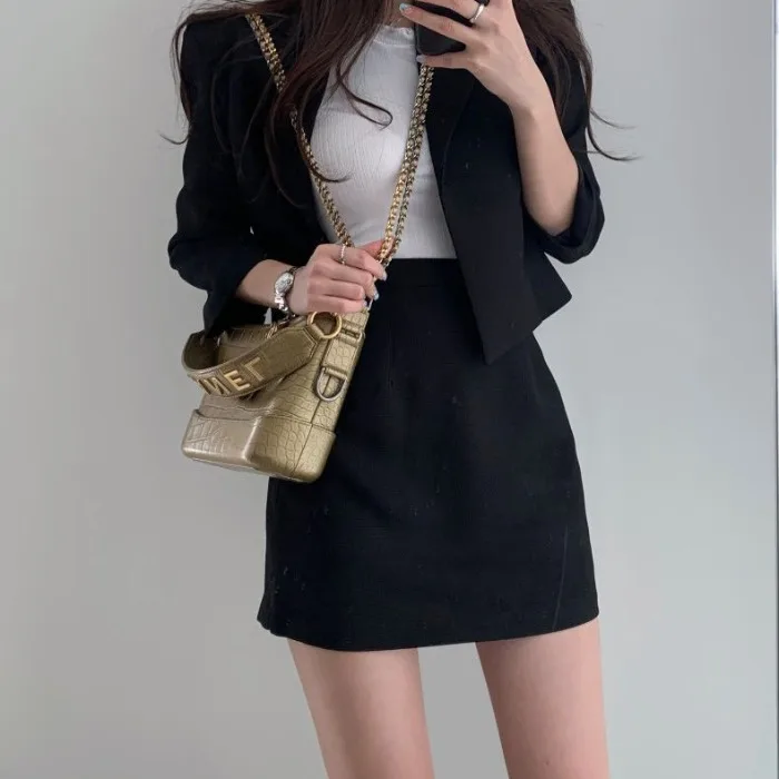 

French gentle workplace ol milk tea color short suit coat A-line small skirt Korea